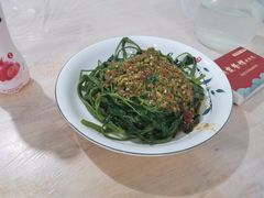 剁椒藤菜-洪霞餐馆