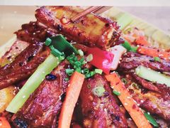 乡村特色排骨-聚八方土菜馆(余松路店)