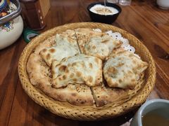 -塔里木的羊·新疆特色餐厅(钱湖北路店)