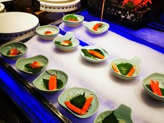 -淡尾·海鲜自助概念餐厅(虹桥南丰城店)