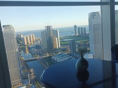 -大连星海皇冠假日酒店