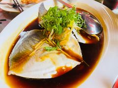 -大树下海鲜饭店