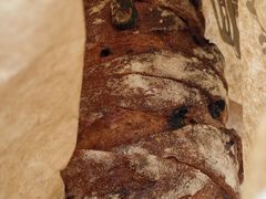 全麦多谷物面包-红跑车(三牌楼店)