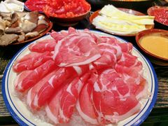 -冯校长老火锅(中联广场店)