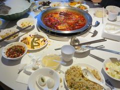 -茅草房·河畔园林火锅