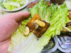 生菜包五花肉-邛海景风特色火盆烧烤店·烤串(月色风情小镇店)