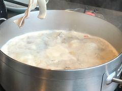 -捞王锅物料理(上海世茂广场店)