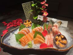 -蟹犇前•帝王蟹雪蟹(陆家嘴店)