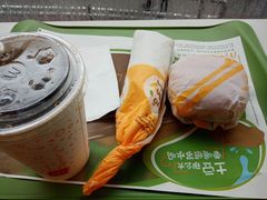 -麦当劳(虹梅路地铁站店)