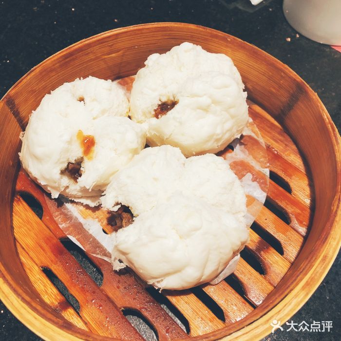 正斗粥面专家(环贸广场店)蚝皇叉烧包图片