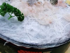 -官塘陈记鱼生·潮汕砂锅粥·牛肉火锅(潮枫路总店)