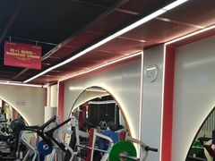-英派斯健身旗舰店(海信国际中心馆)