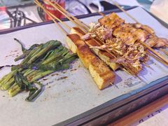 -亮子·东北特色烧烤(复悦荟店)