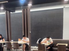 -麦当劳(深圳北站高铁店)