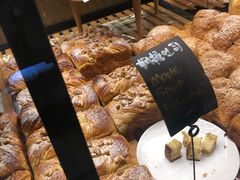 -Dough&Joe团憩(瑞虹天地月亮湾店)