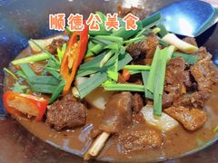 招牌焖鹅-顺德公美食(西乡店)