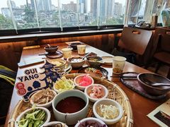 -包整·丝娃娃(甲秀楼景观店)