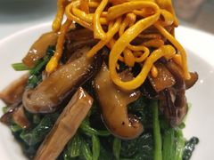 菠菜拌菌菇-新旺茶餐厅(嘉里城店)