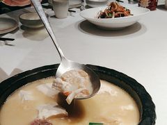 -宴小馆·小海鲜青岛菜(五四广场店)