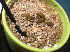 -八月美食小馆(银泰城总店)
