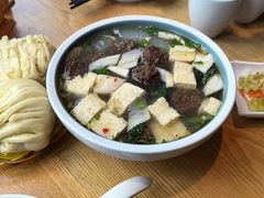 -金莹丸子汤清真(朝外SOHO店)