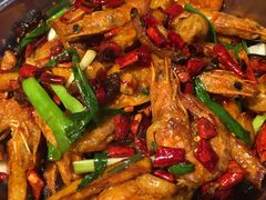 -小鱼儿海鲜港(新村十区店)