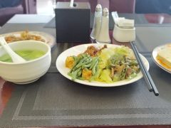 -西安阳光国际大酒店(西安火车站五路口地铁站店)