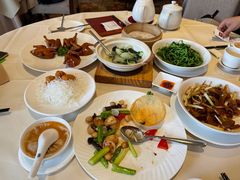 玻璃脆皮乳鸽-利苑酒家(金宝店)