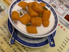 -广信牛奶甜品世家(台东店)