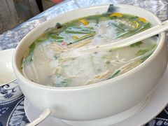 过桥米线-蝴蝶泉宾馆-中餐厅