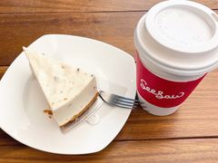 开心果酸奶乳酪蛋糕-Seesaw Coffee(深圳万象天地店)