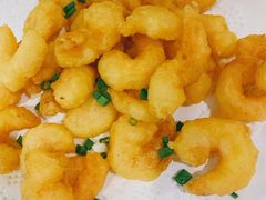 软炸虾仁-闫府私房菜·百年鲁菜(恒隆店)
