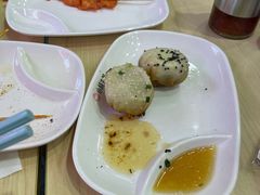 -小杨生煎(金山百联购物中心3楼店)
