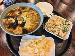 -重元寺香积厨素斋馆