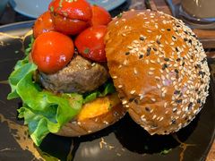 芝心牛肉汉堡-Let'sBURGERplus·非常创意汉堡(三里屯店)