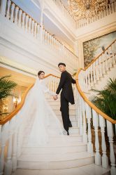 -现代经典婚纱摄影