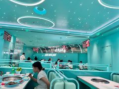 -季季红火锅(柳州城中万达二店)
