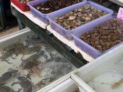 -拉威海鲜市场