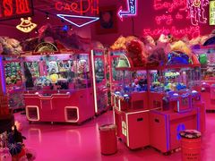 -BIG PINK大粉娃娃机主题馆(圆融星座店)