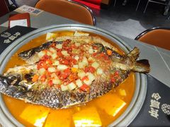 -令狐冲·炭烤活鱼(宝龙店)