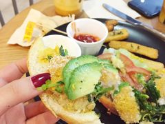 -HELLO 27 意面·沙拉·帕尼尼