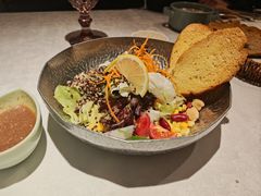 三色藜麦沙拉配现磨芝麻柚子油-俄士厨房(环球港店)