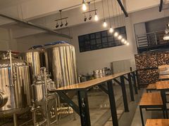 大堂-Twin Tails Brewpub双尾精酿餐吧(八坼店)
