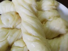 -王记酱骨头馆(新华路一店)
