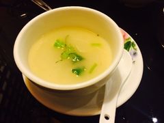 -英子补身汤(海兰路店)