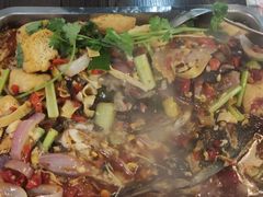 -后街佬·炭火鲜鱼杂(南城店)