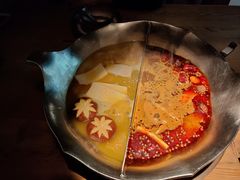-湊湊火锅·茶憩(杭州湖滨银泰in77店)