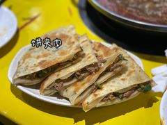 -老红桥炸灌肠牛肚锅烧烤(定福庄店)