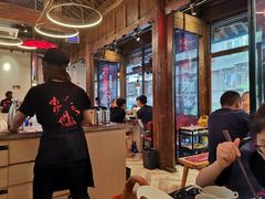 -热火朝天鲜切牛肉火锅(南强街巷店)