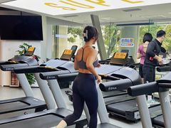 -超鹿运动(达信大厦店)